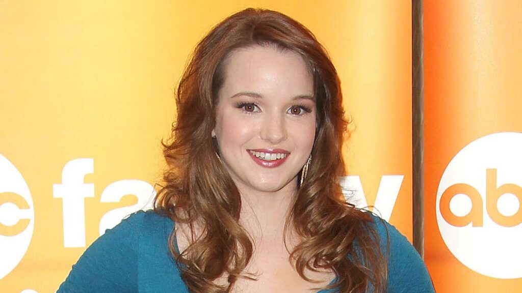 00s child star who left Hollywood behind to become a zookeeper