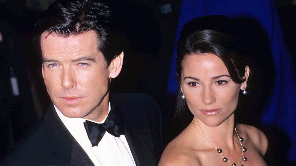 Keely Shaye Brosnan looks like a Bond Girl in beach photo with Pierce as they mark 25th anniversary