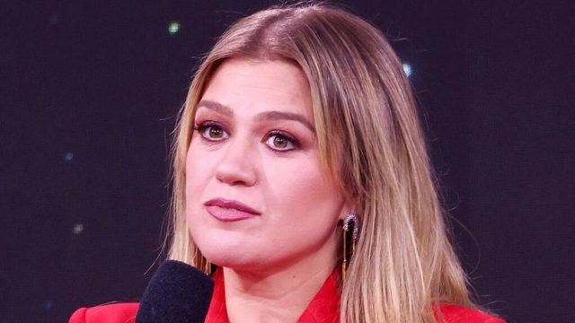 Kelly Clarkson’s 12-word secret to getting through her darkest days