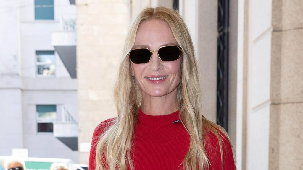 Uma Thurman could be mistaken for famous daughter in striking new pictures