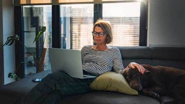 Should you ‘Botox your CV’? This midlife careers expert doesn’t think so