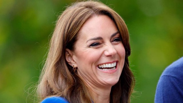 Kate Middleton can’t hide her reaction to being told off during royal engagement