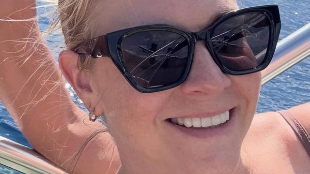 Watch Melissa Joan Hart dance wildly in a tiny blue bikini to mark major milestone