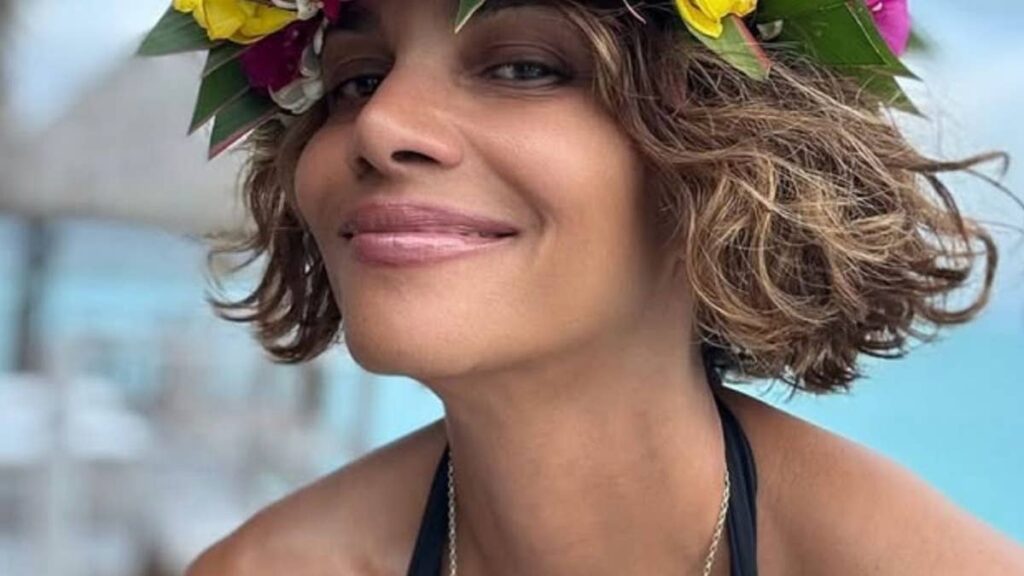 Halle Berry’s sizzling bikini photos at 60 leave fans stunned as she reveals major lifestyle change