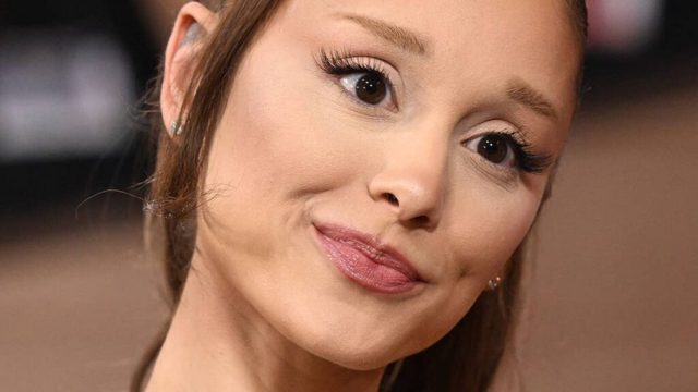 Ariana Grande debuts new collarbone tattoo for ex Ricky