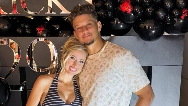 Patrick Mahomes’ 3 kids cheer him on during latest outing in new family photos