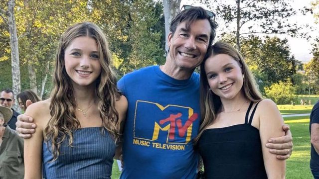 Jerry O’Connell’s twin daughters leave fans speechless in rare new photo as they mark major milestone