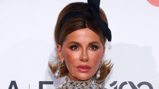 Kate Beckinsale deletes worrying social media messages hours after posting