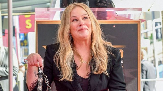 Christina Applegate debuts stunning hair transformation after months out of the spotlight