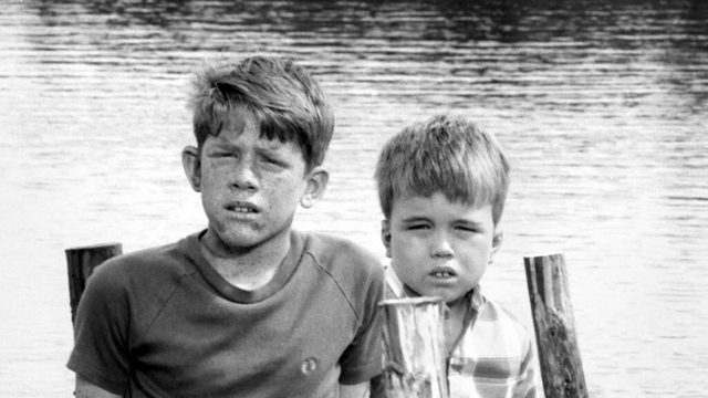 Ron Howard’s child star brother Clint looks worlds away from ’60s sitcom days in new appearance