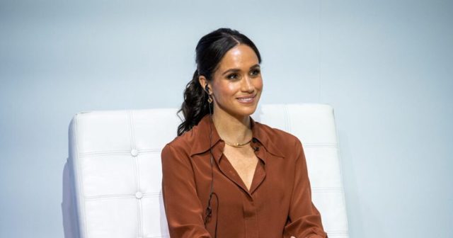 Meghan Markle’s Secret for Looking Tall and Lean? These Tailored Jeans We’re Copying for $39