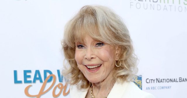 Barbara Eden, 95, Addresses ‘Miscommunication’ After Canceling Appearance Due to ‘Illness’