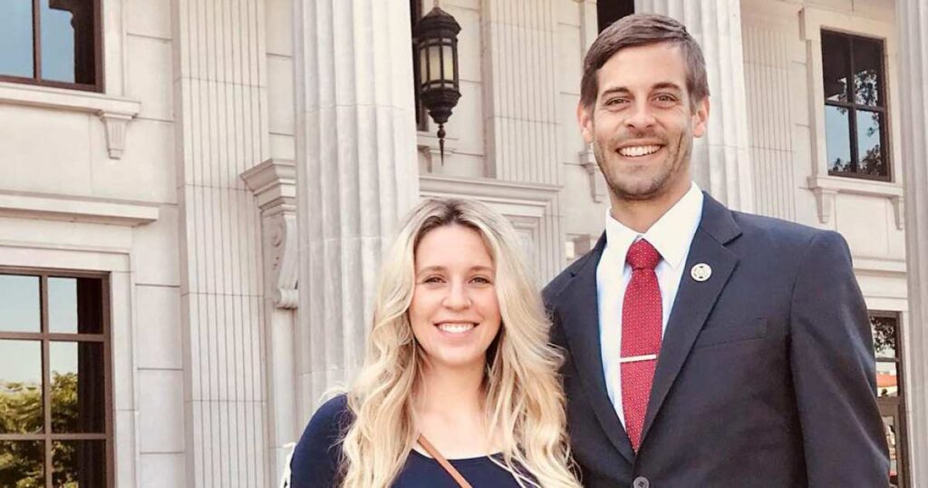 Jill Duggar and Derick Dillard’s Relationship Timeline: From Courting to Parenthood and More