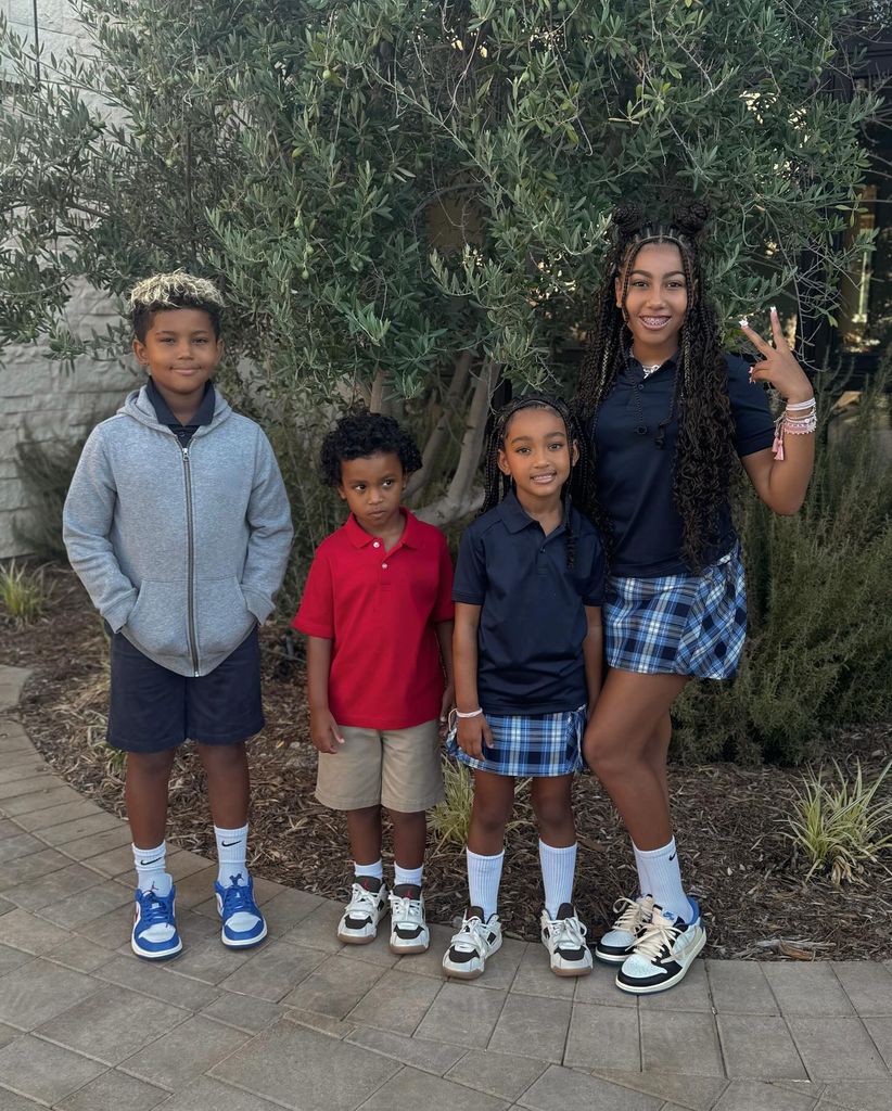 kim kardashian four kids back to school selfie