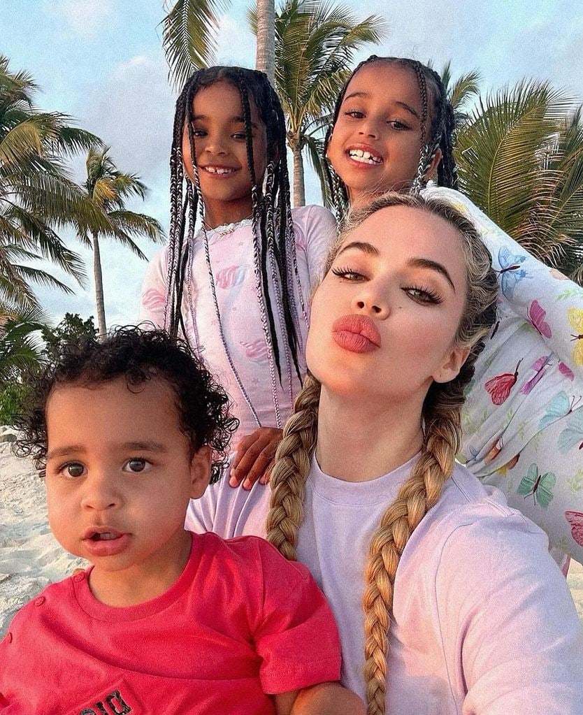 Khloe Kardashian with Dream, True and Tatum on the beach