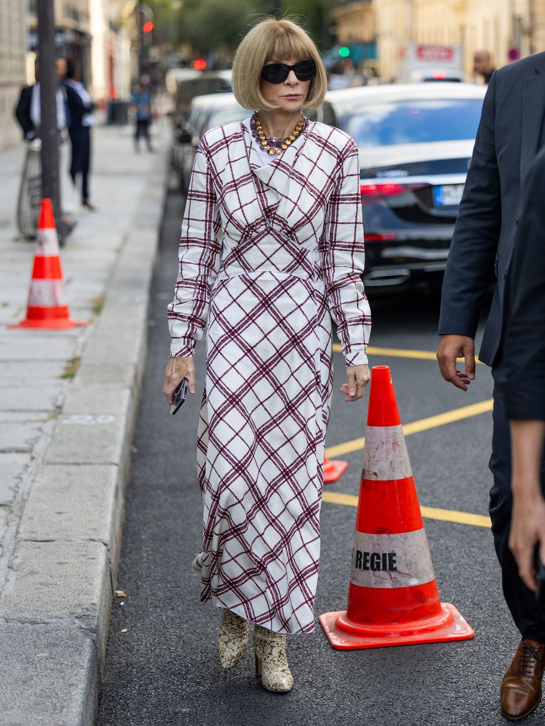 anna wintour in red-cream dress