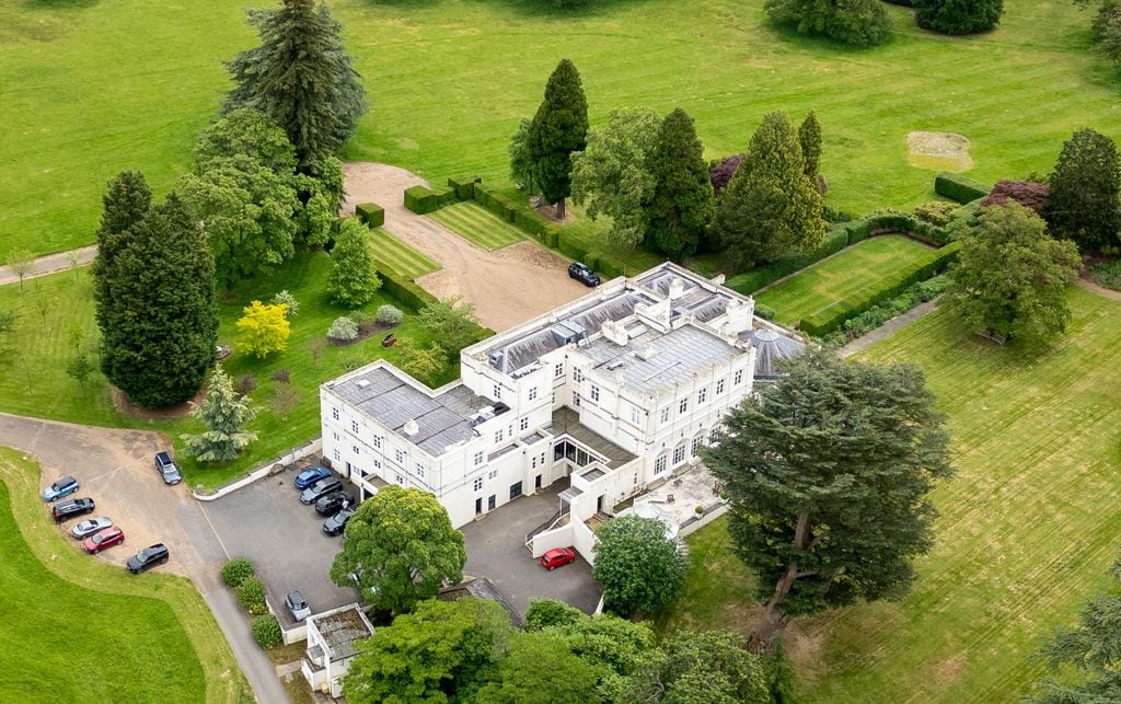 Royal Lodge aerial view