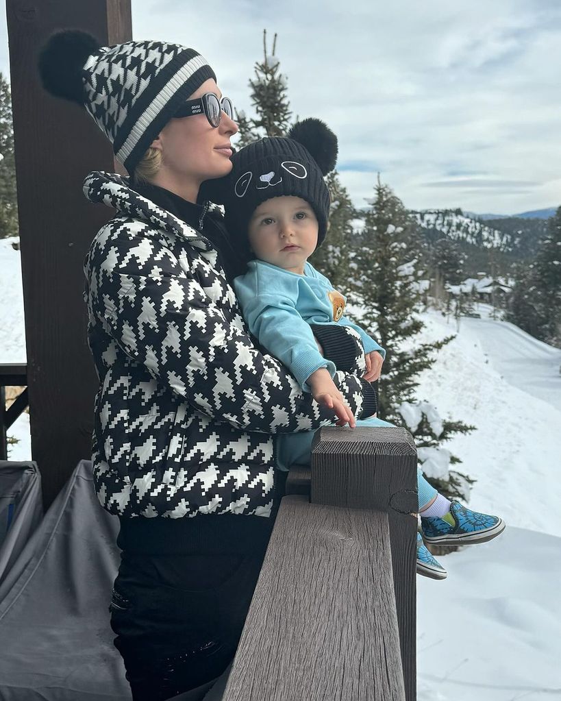 Paris with Phoenix in the snow