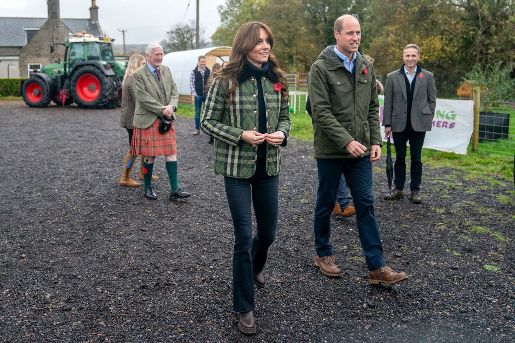 Catherine and william meeting farmers and their families at Brodieshill Farm