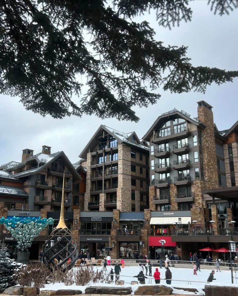 Photo of an ice rink in Vail 