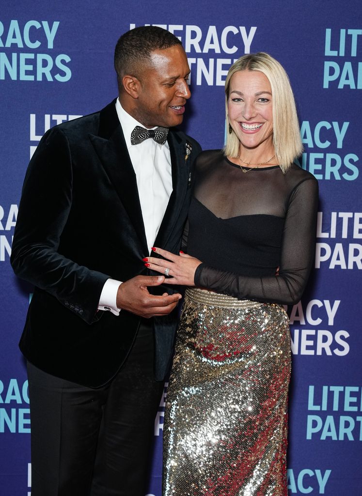 Craig Melvin and Lindsay Czarniak happy cozying up red carpet