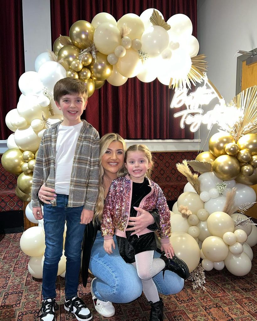 Izzie Warner with son Bobby and daughter Bessie