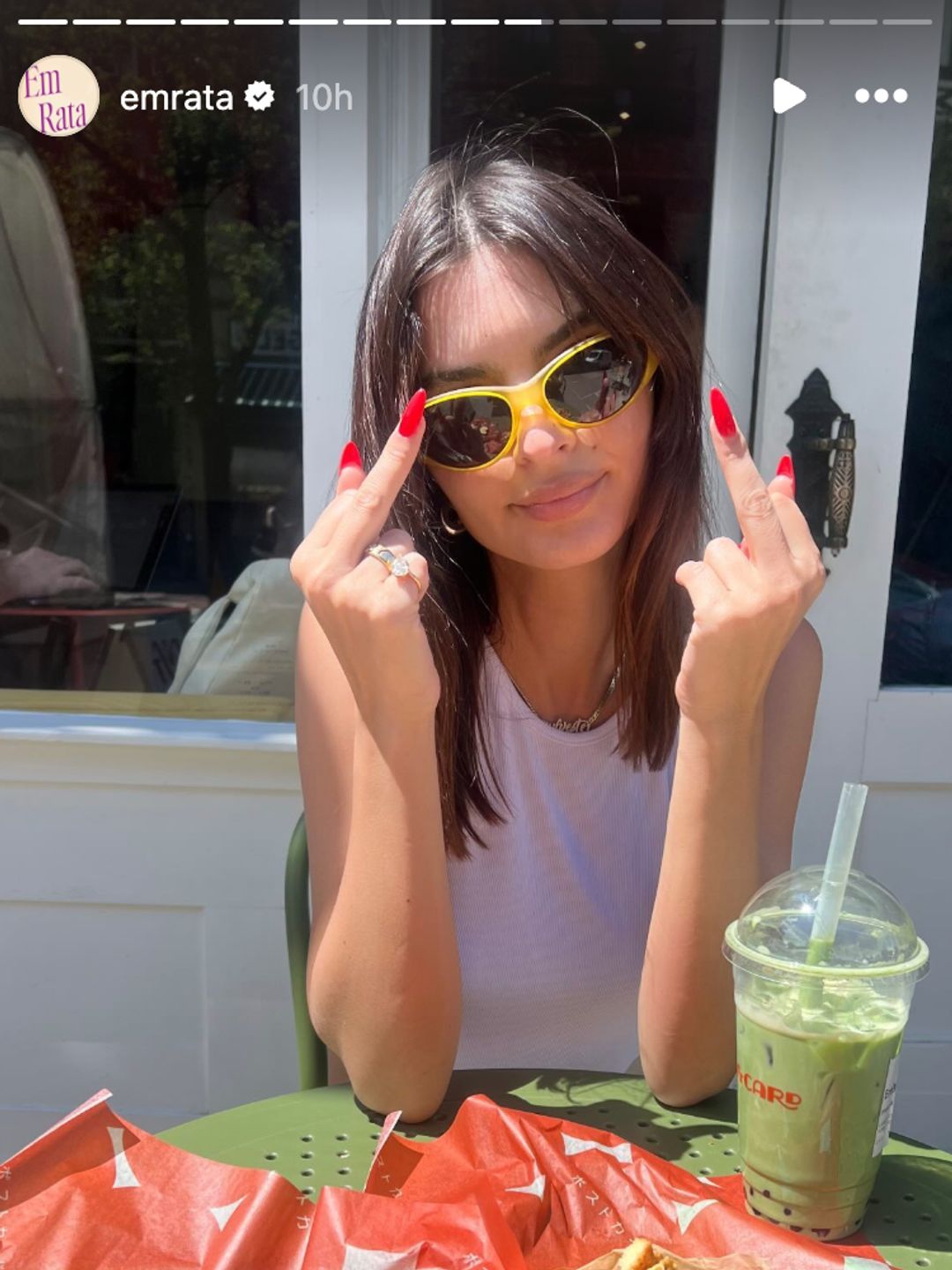 EmRata shows off her red XL mani moment 