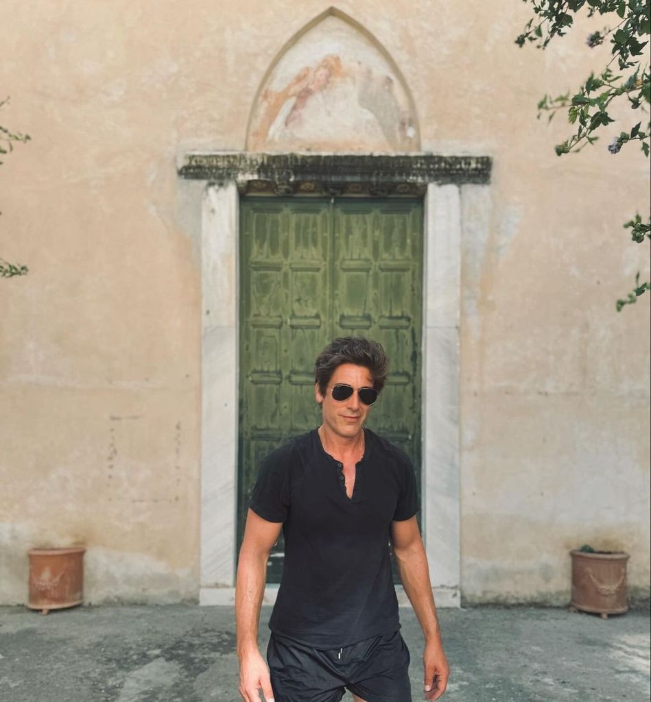 David Muir shares a photo from his vacation in Italy on Instagram