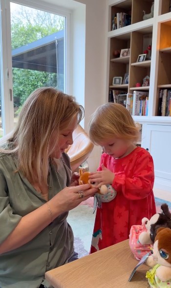 joanna page playing with daughter at home