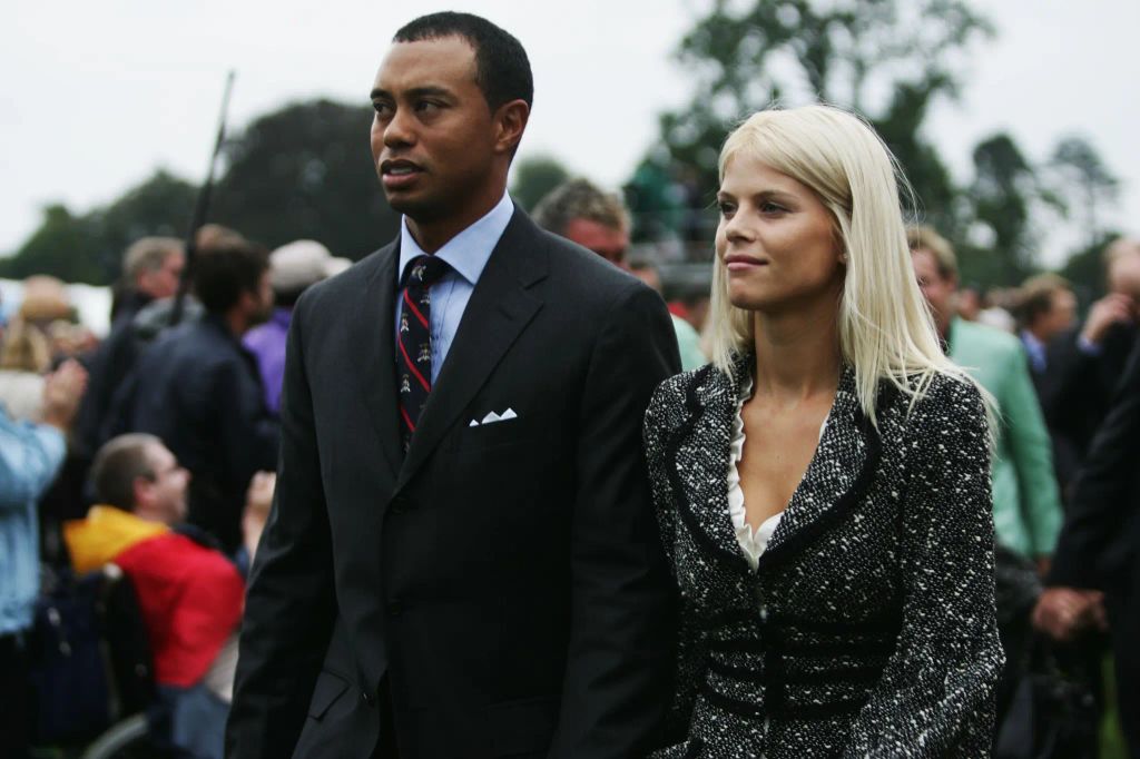 Elin and Tiger look glum and tense