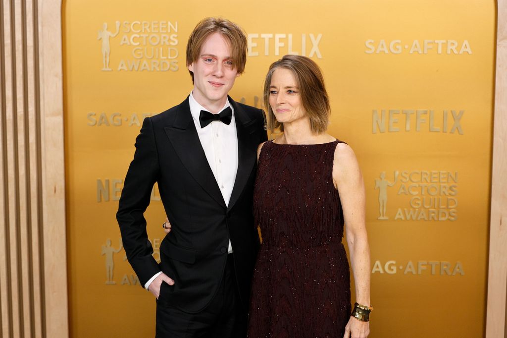 (L-R) Charlie Foster and Jodie Foster attend the 31st Annual Screen Actors Guild Awards 