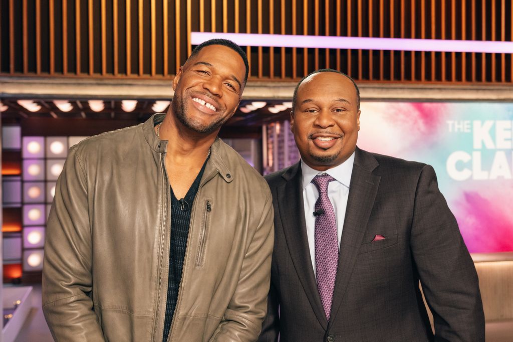 THE KELLY CLARKSON SHOW -- Episode BP103 -- Pictured: (l-r) Michael Strahan, Roy Wood Jr.