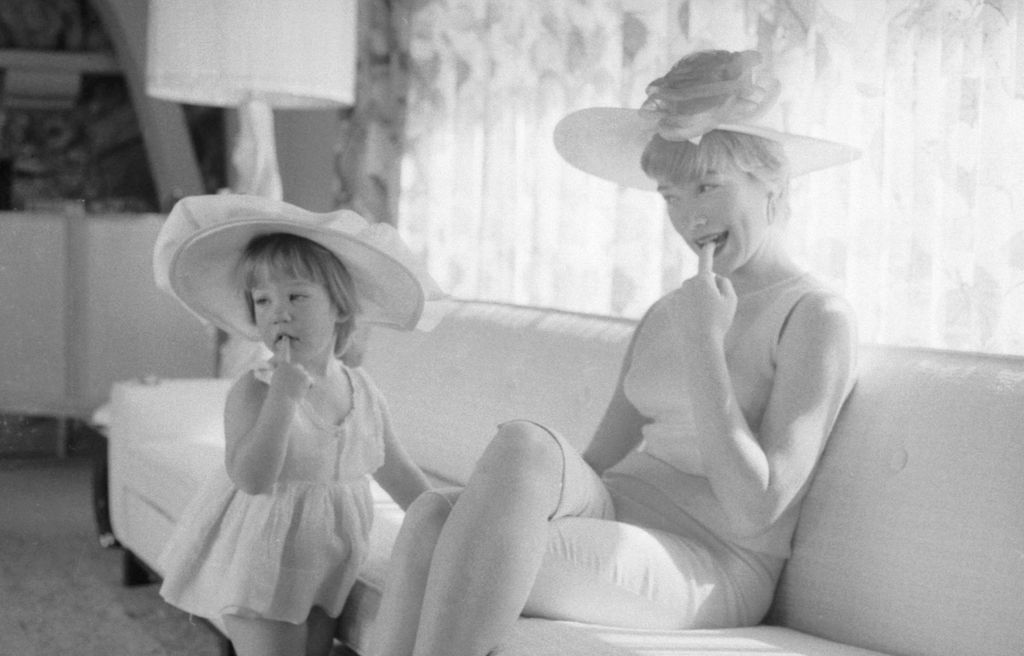 Actress Shirley MacLaine and her daughter Sachi Parker aka Stephanie Sachiko "Sachi" Parker in circa 1959