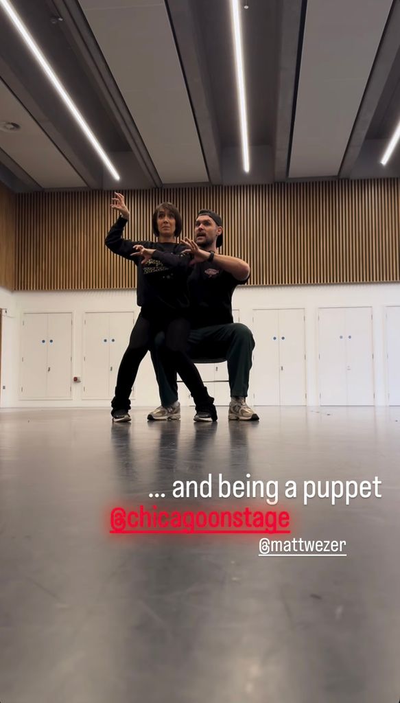 Janette shared a glimpse of the rehearsal for one of the show's musical numbers