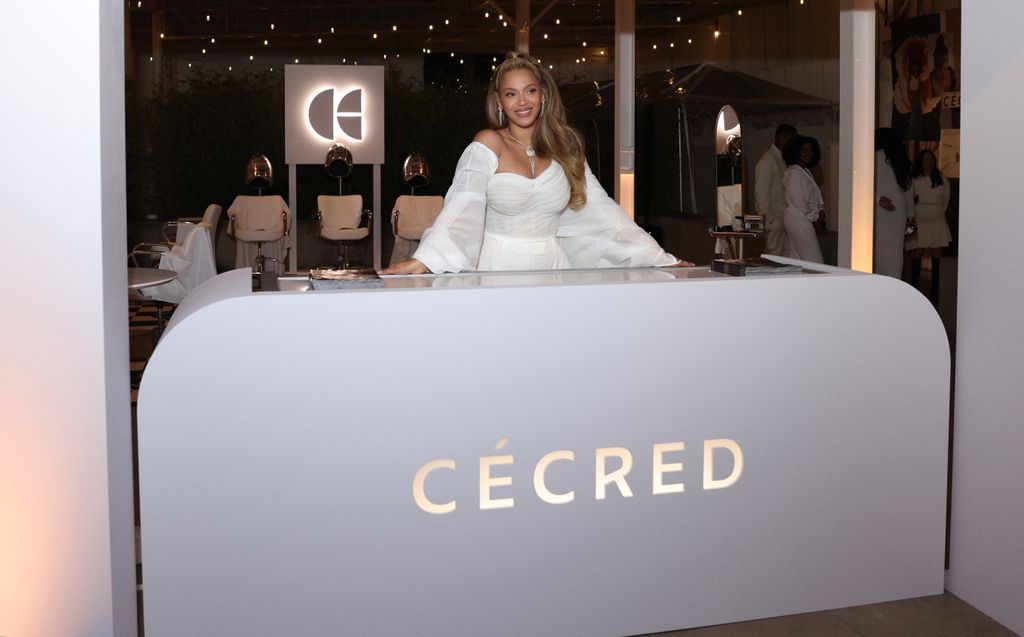 Beyoncé at Cécred event