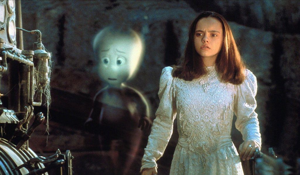 Casper the ghost and Christina Ricci as a young girl in the film