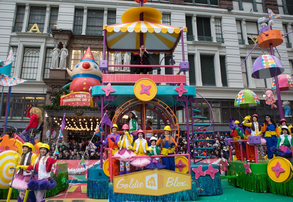 What floats will be featured in the parade?
