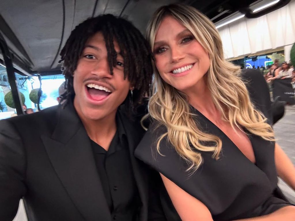 Heidi Klum's son Henry golf cart