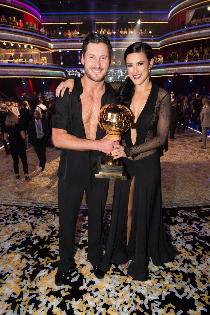 Rumor Willis and Val Chmerkovskiy were crowned the 10th Anniversary Season Champions and winners of the Gold Mirrorball trophy, on the Season Finale