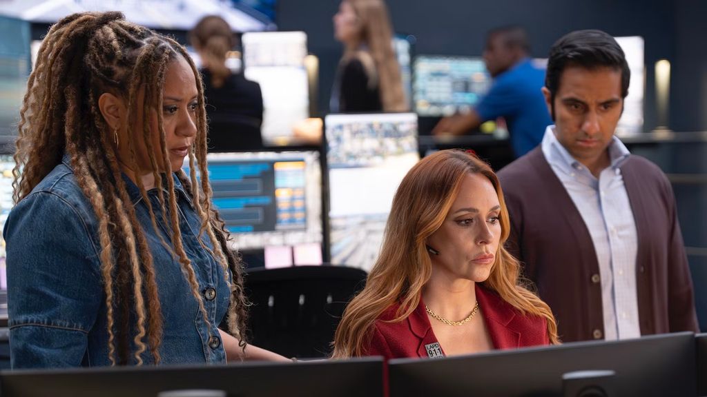 Maddie calls Cammie in 9-1-1 season 9