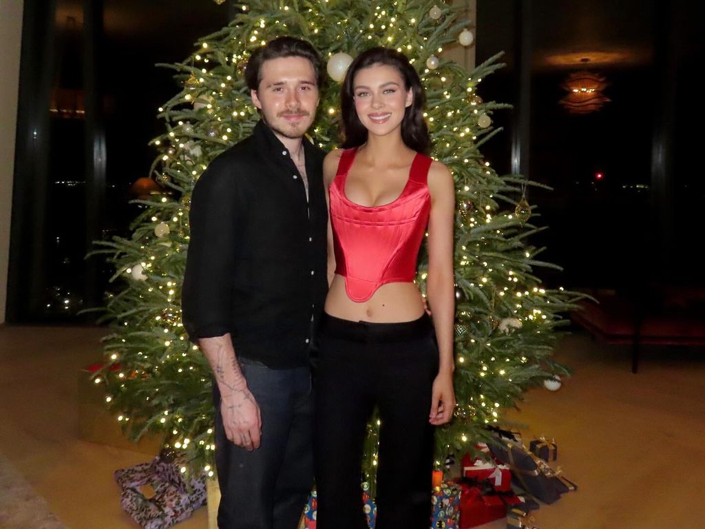 Brooklyn and Nicola Beckham Peltz Christmas Tree