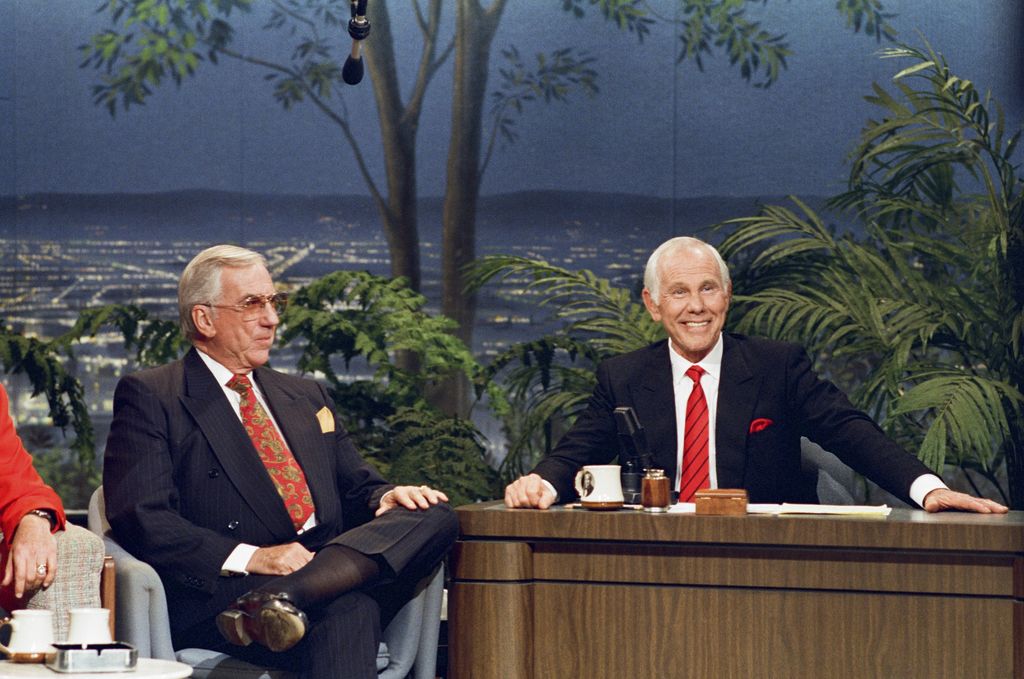 Johnny Carson with co-host Ed McMahon in his final show