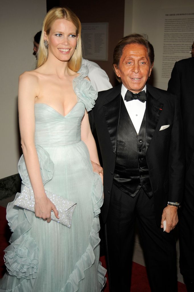 Claudia Schiffer and Valentino Garavani  red carpet