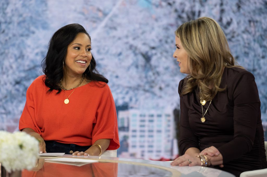 jenna bush hager sheinelle jones today desk