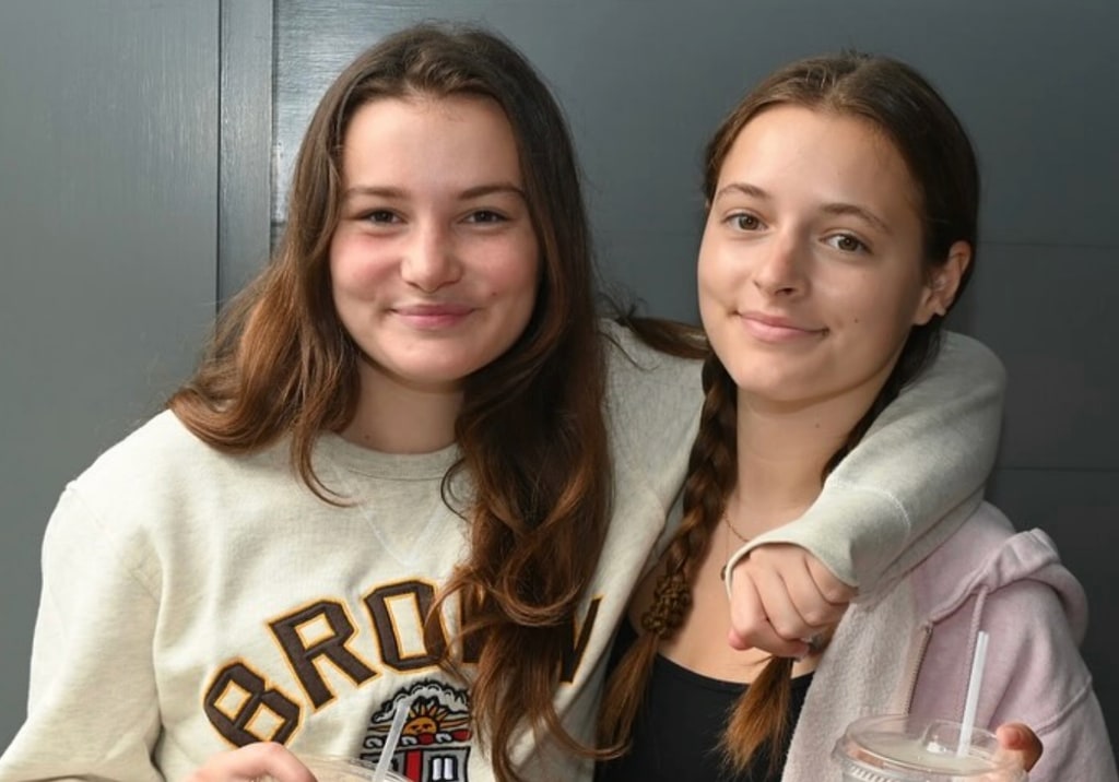 Photo shared by Ali Wentworth of her daughters Elliott and Harper at Mariska Hargitay's at the latter's foundation The Joyful Heart's annual beach walk