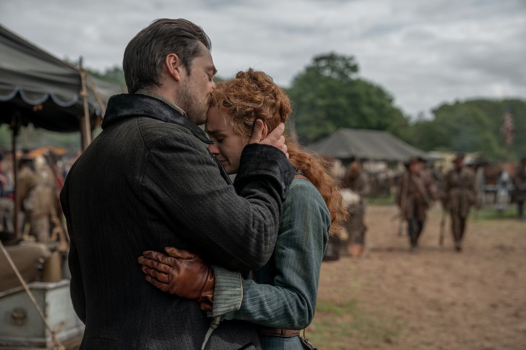 Richard Rankin and Sophie Skelton in Outlander season 8