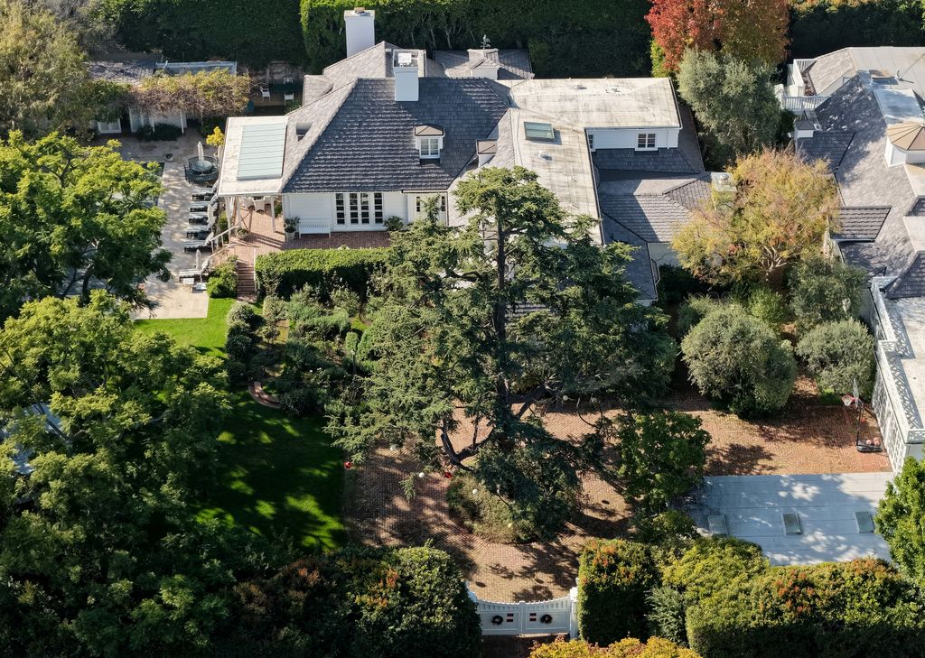  n aerial view of director Rob Reiner's home on December 15, 2025 in Brentwood, California