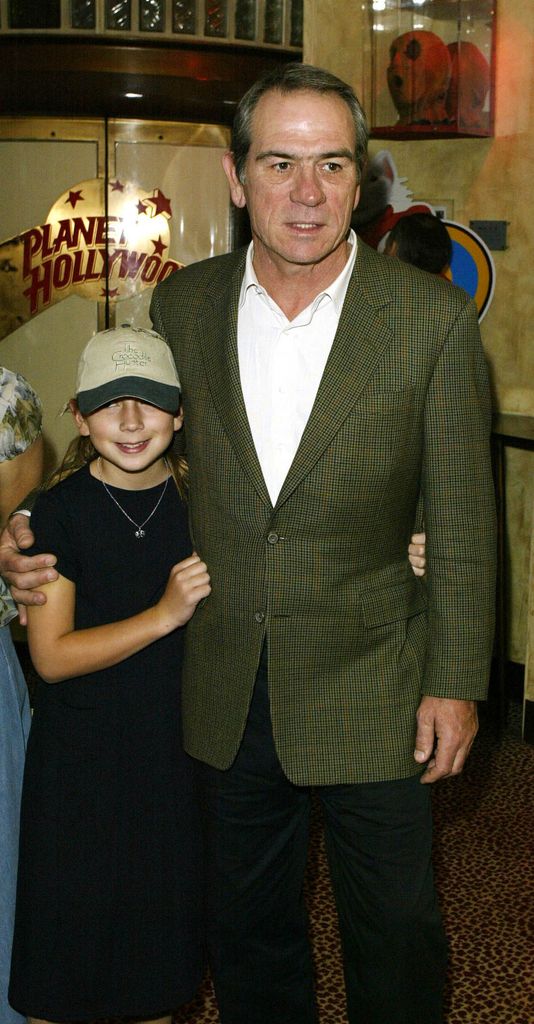 Tommy Lee Jones and his daughter Victoria in 2002