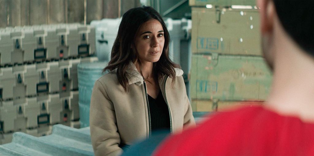 Emmanuelle Chriqui in Superman & Lois