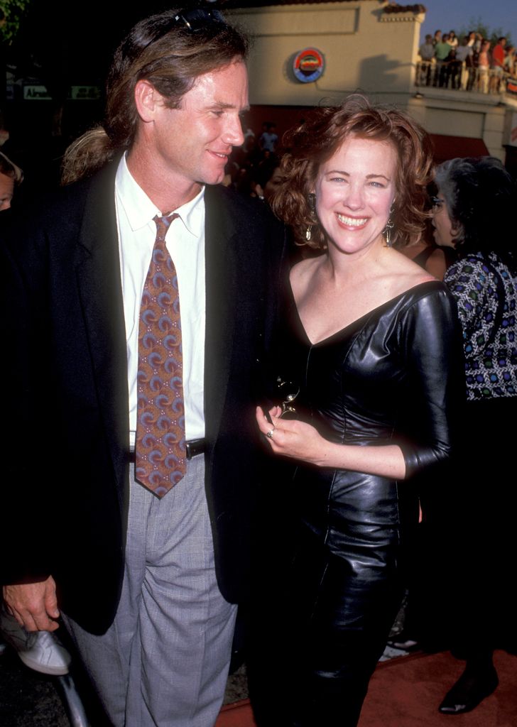 Actress Catherine O'Hara and husband Bo Welch attend the "Batman" Westwood Premiere on June 19, 1989 at Mann Bruin Theatre in Westwood, California.